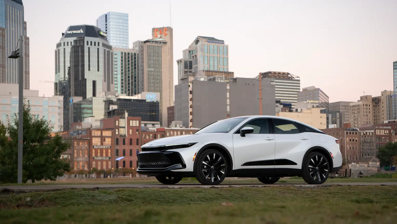 2025 Toyota Crown Signia Price